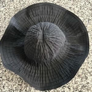 NYC Women's Black Wide-Brim Hat